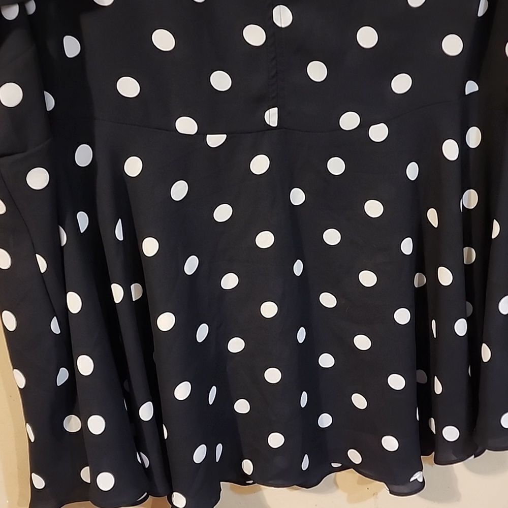 Cute Torrid top size 3 - Picture 2 of 5